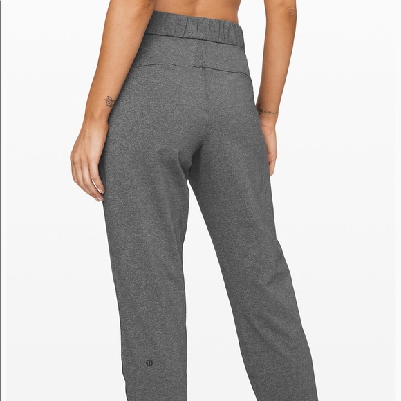 lululemon athletica Pants - BNWT - lululemon On the Fly 7/8 Pant